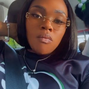 Meet your Posher, Porche